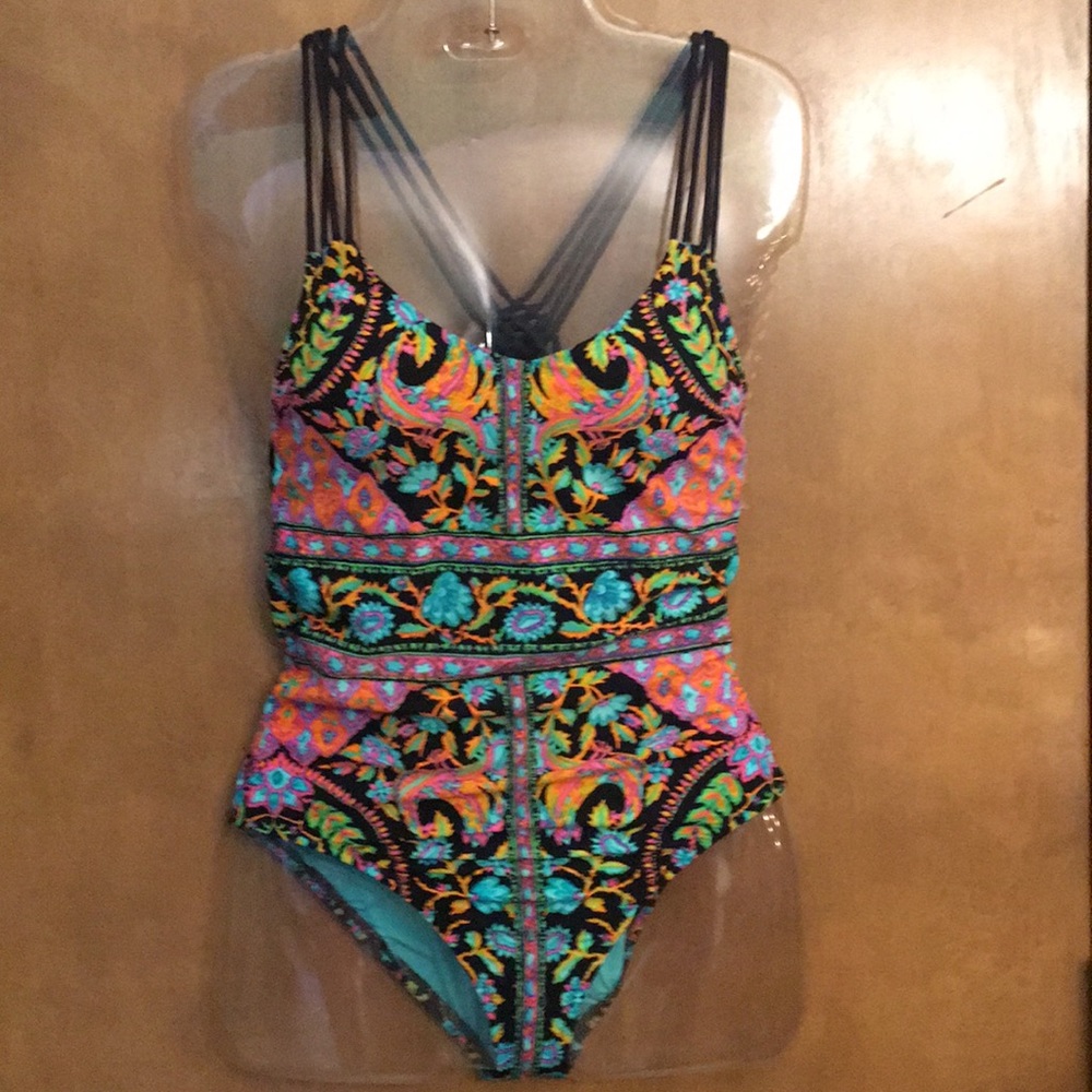 Gorgeous Nanette Lepore one piece